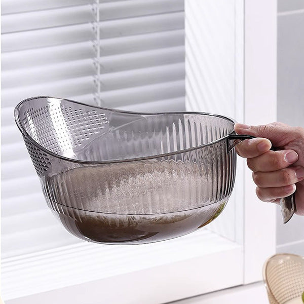 Plastic kitchenware