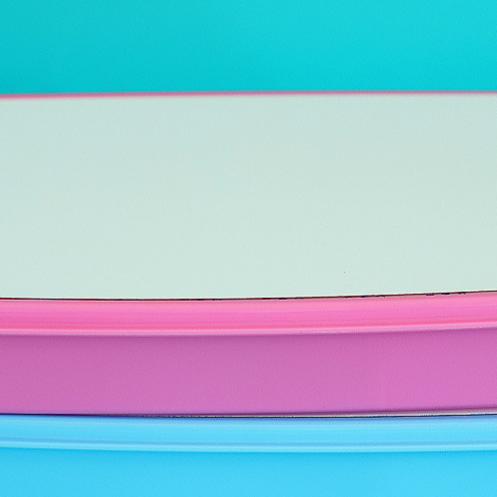 Plastic lunch box