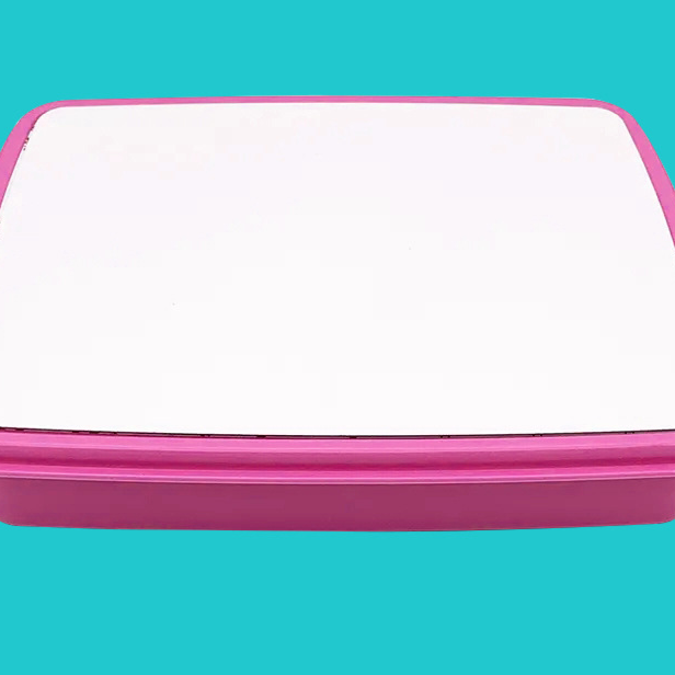 Plastic lunch box