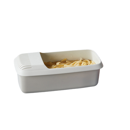 Plastic pasta container