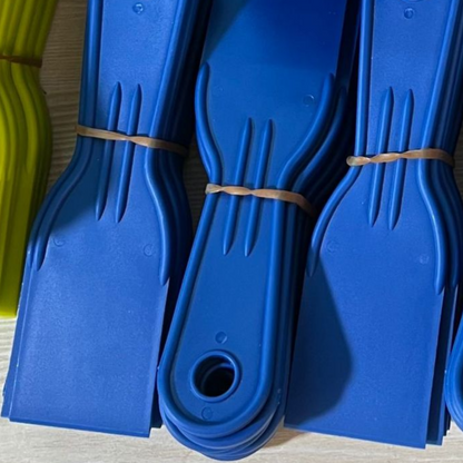 Plastic Putty Knife