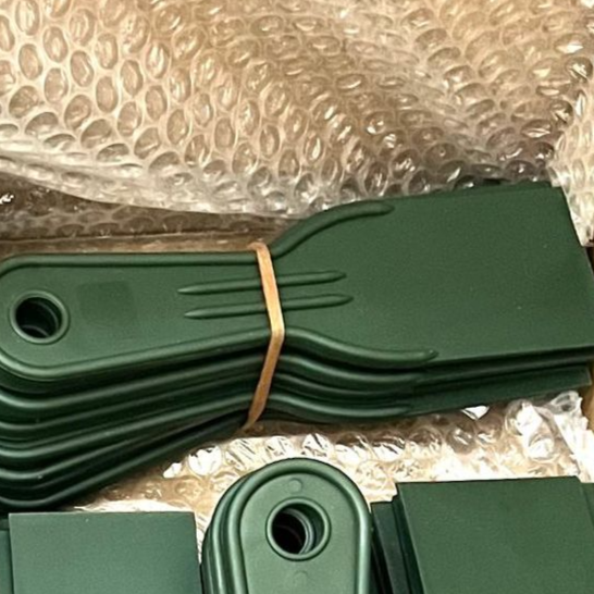 Plastic Putty Knife