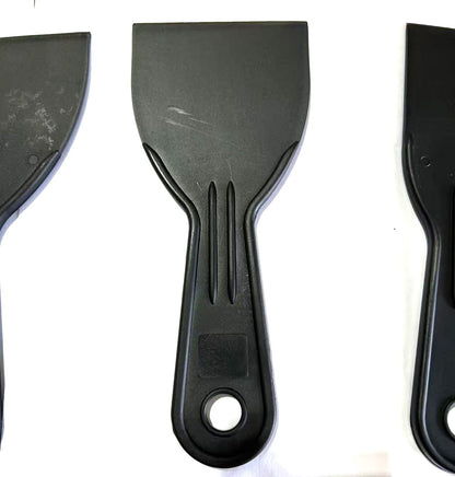 Plastic Putty Knife