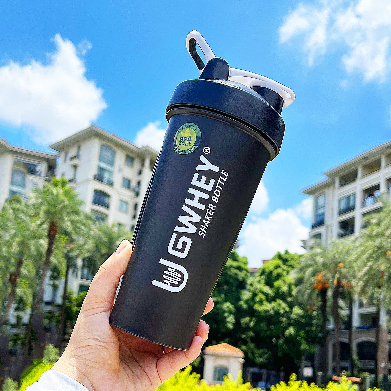 plastic shaker