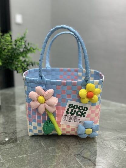 Plastic tote bag