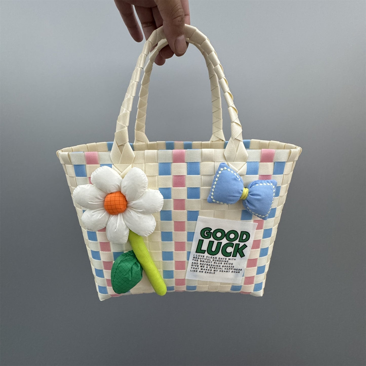 Plastic tote bag