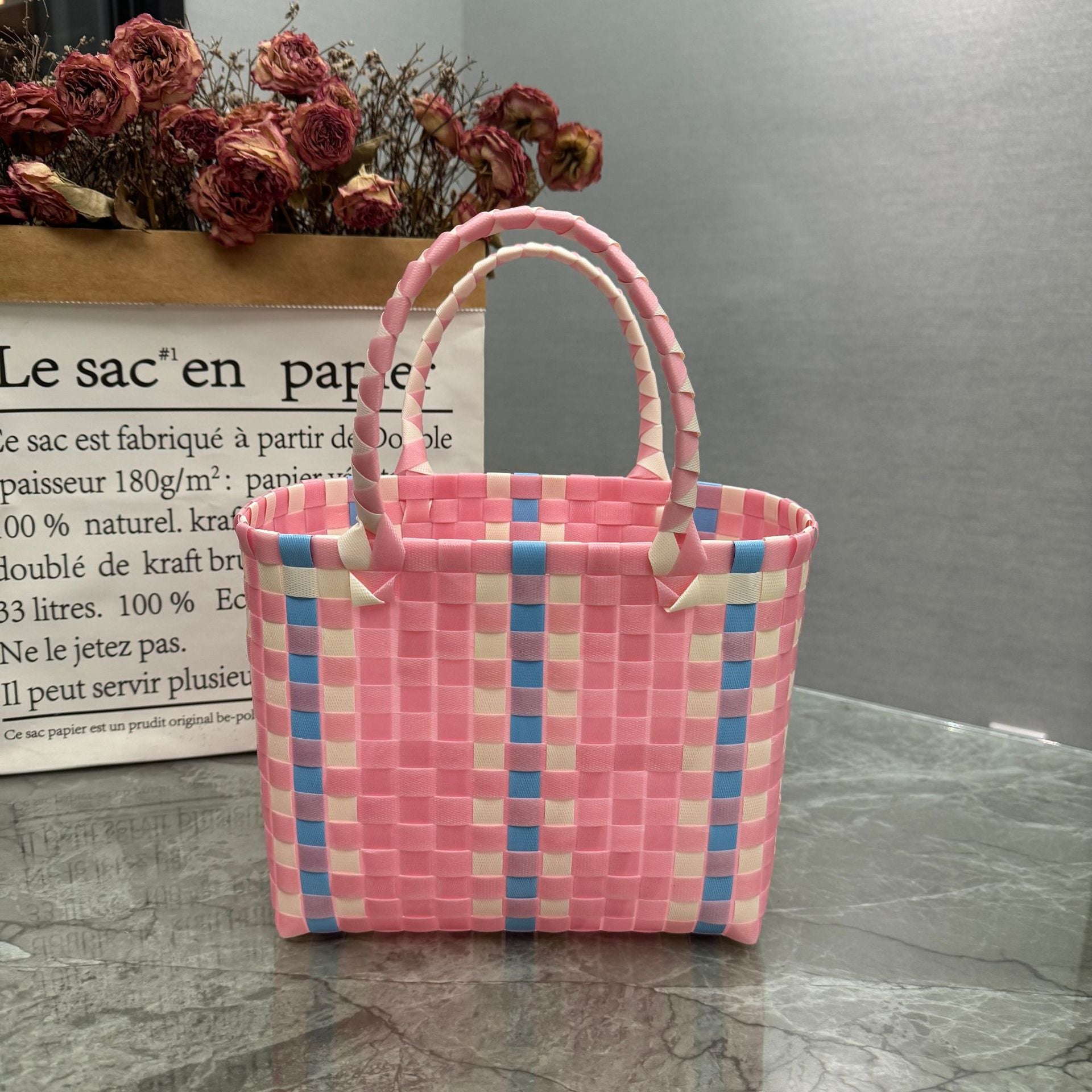Plastic tote bag