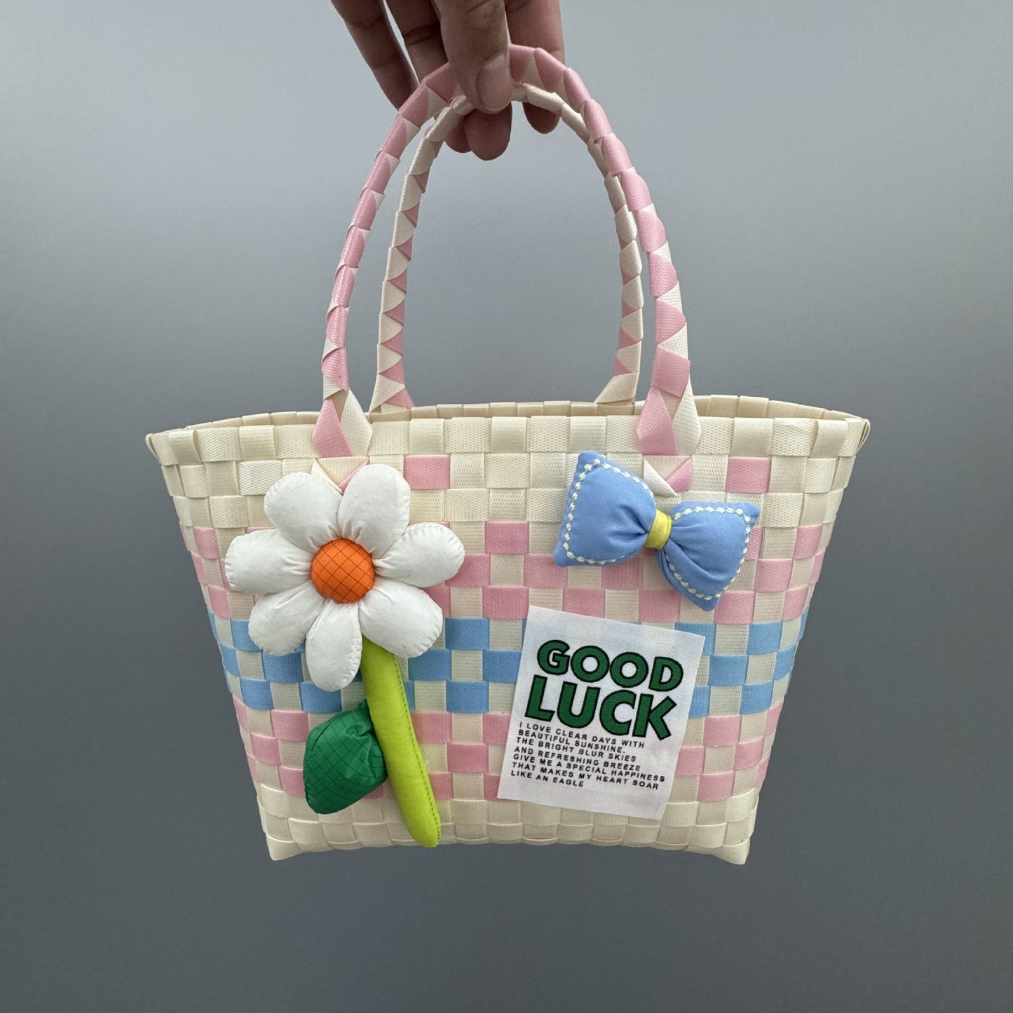 Plastic tote bag