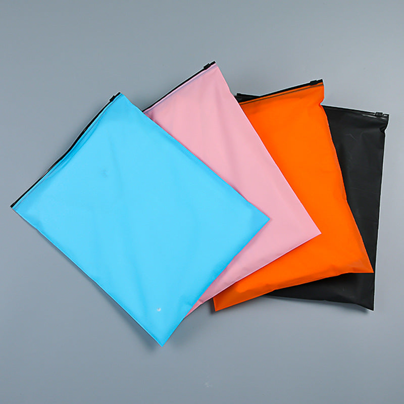 Plastic zipper bag
