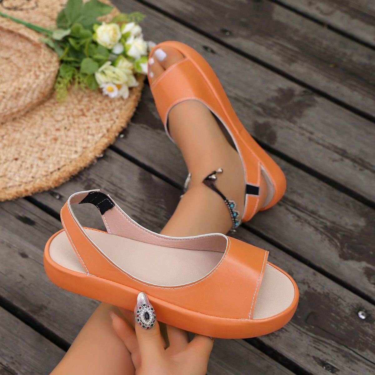 Platform Peeple sandals