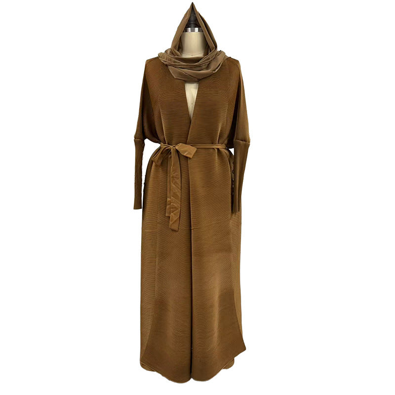 Pleated long-sleeved coat