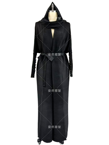 Pleated long-sleeved coat