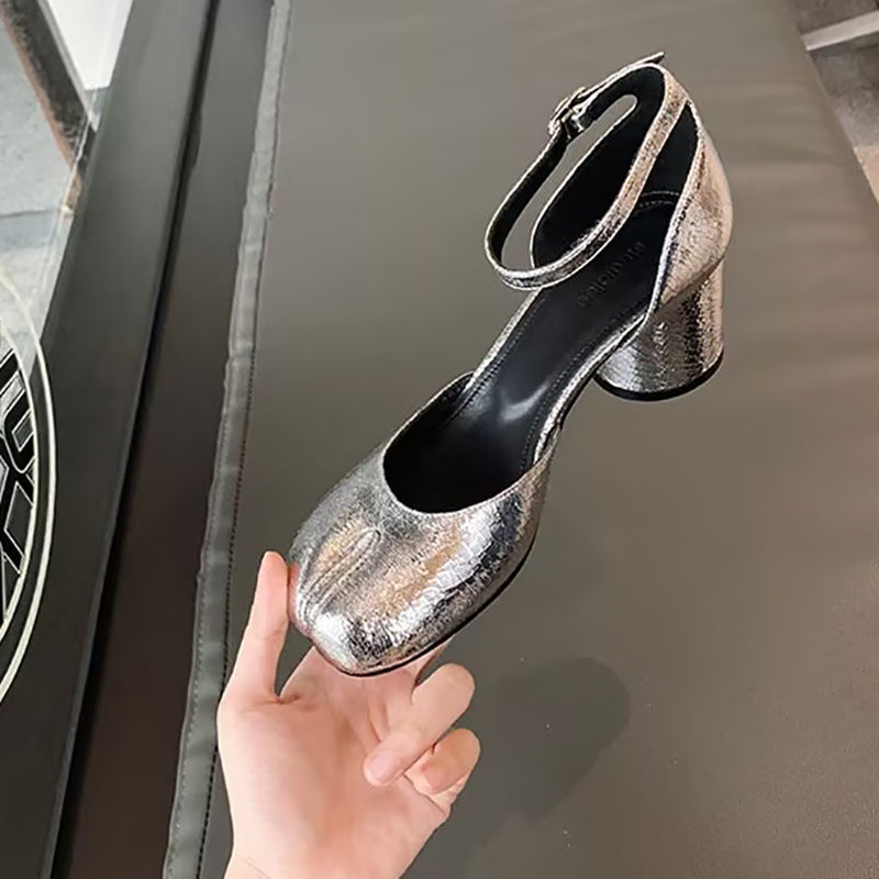 Pleated Split-Toe Ballet Flats