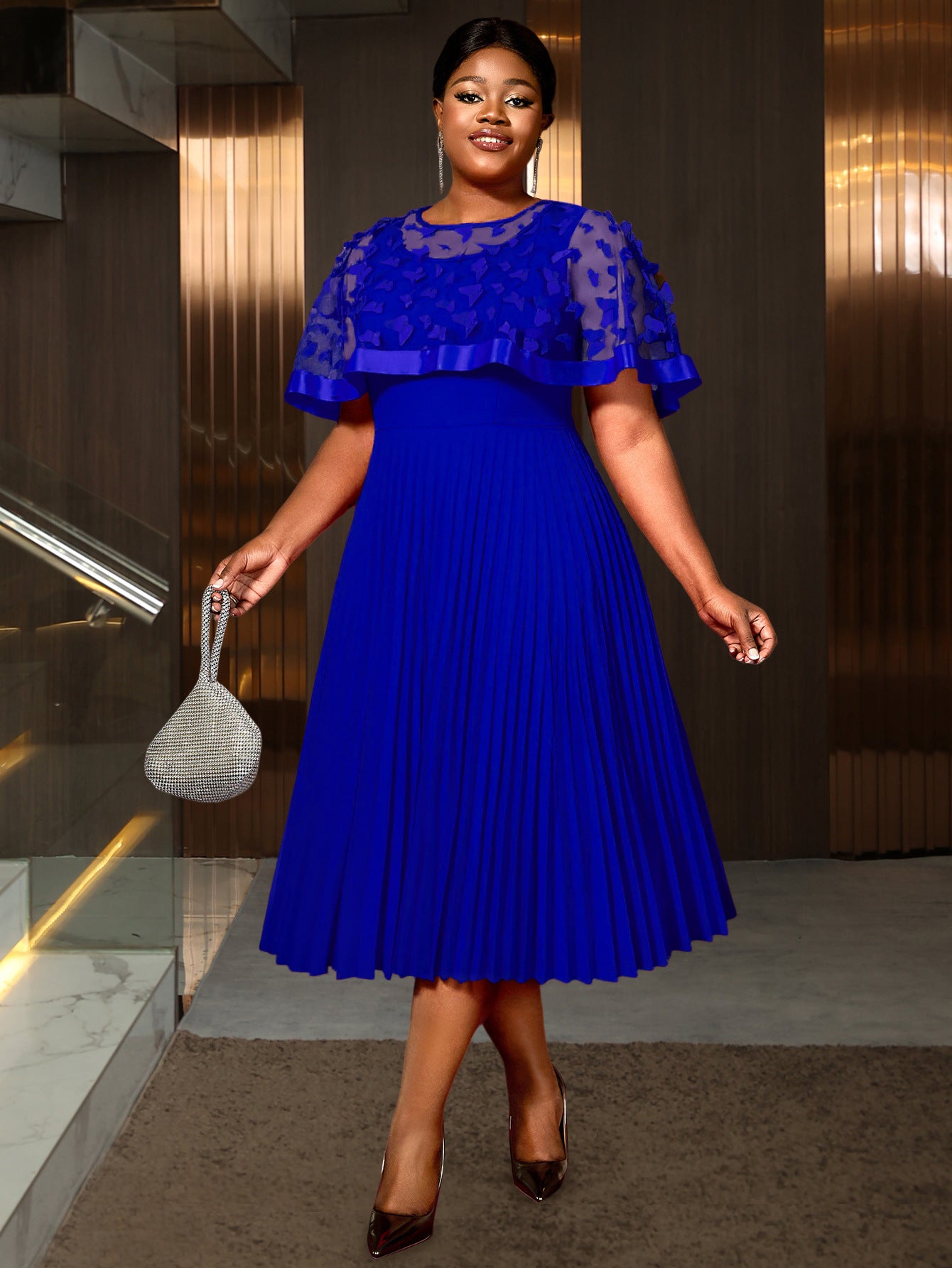 Plus Size Mesh Bow Wedding Dress with Shawl