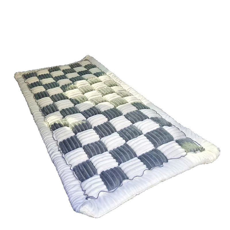 Plush Checkerboard Pet Car Seat Cushion