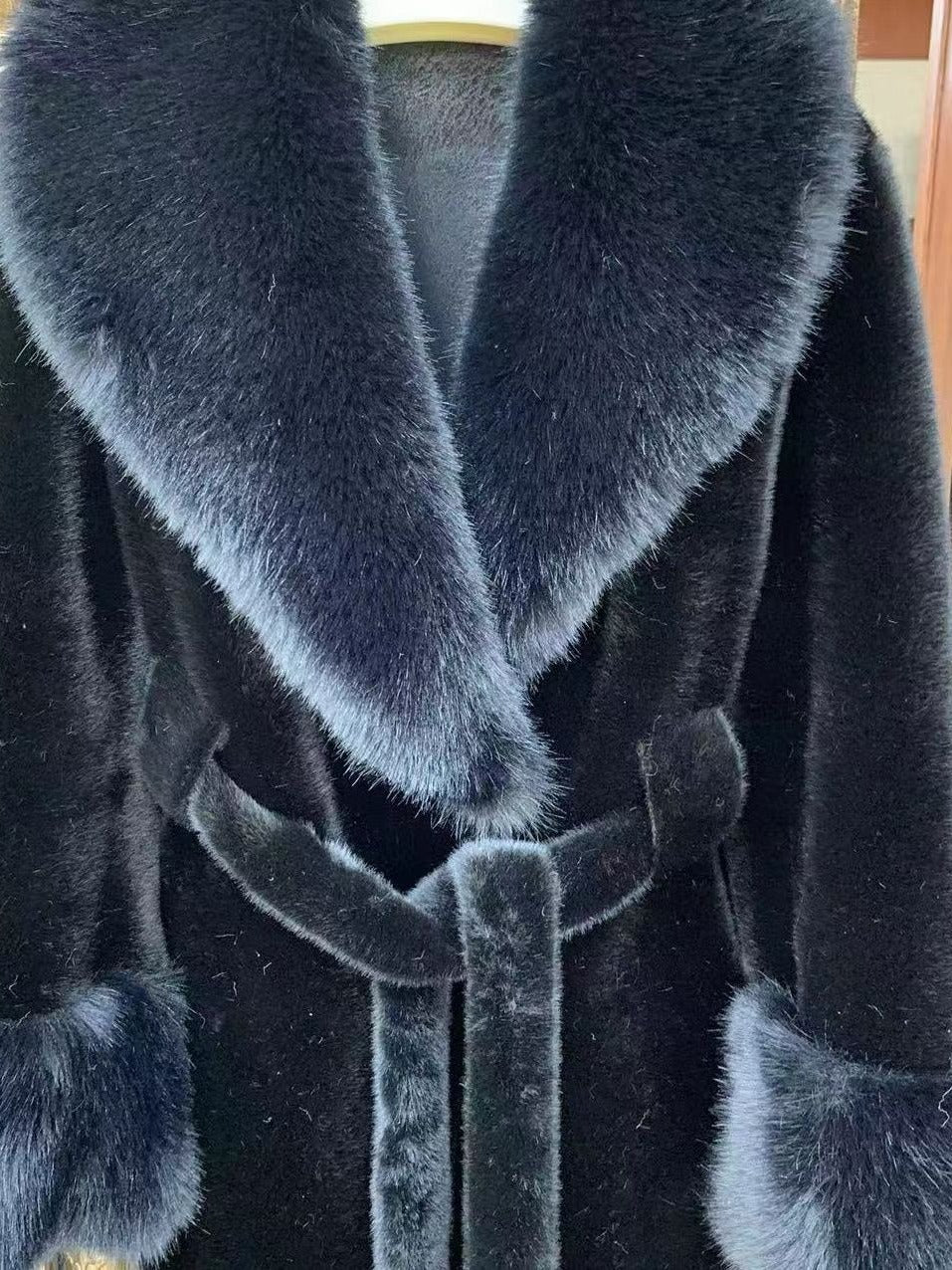 Plush coat High Fashion version
