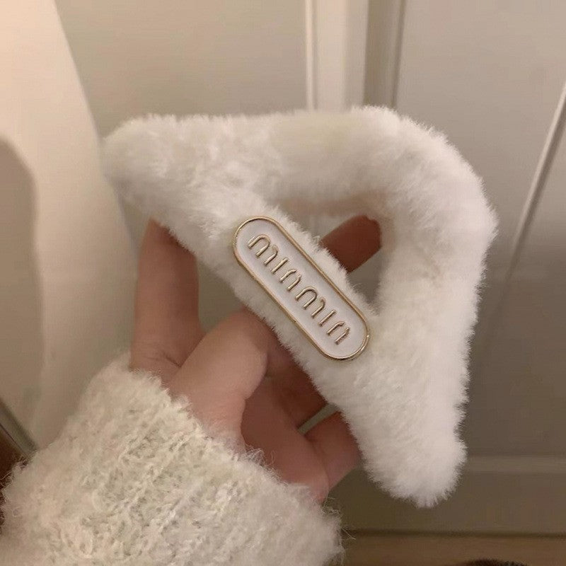 plush hairclip