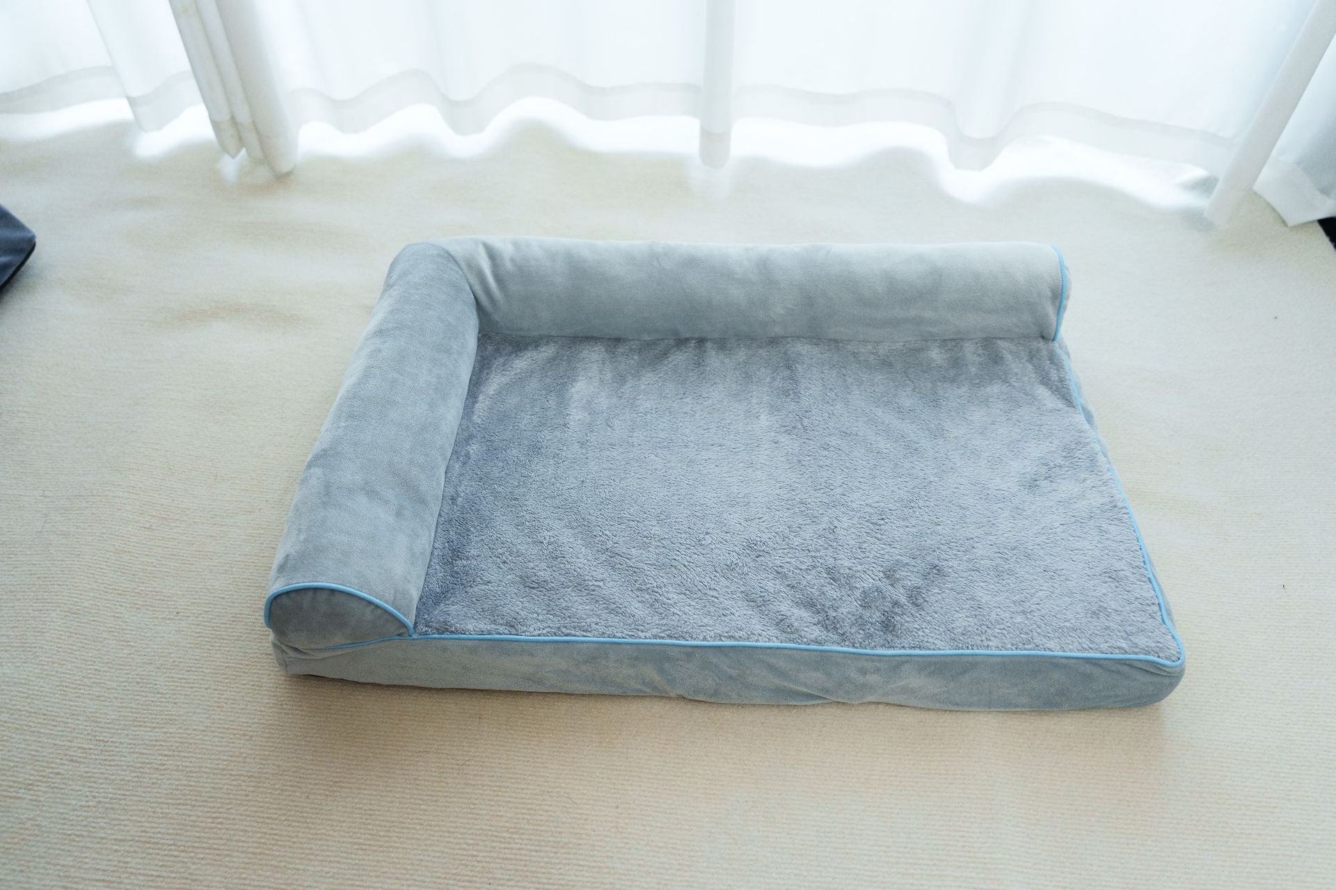 Plush Removable Pet Bed for Cats and Dogs