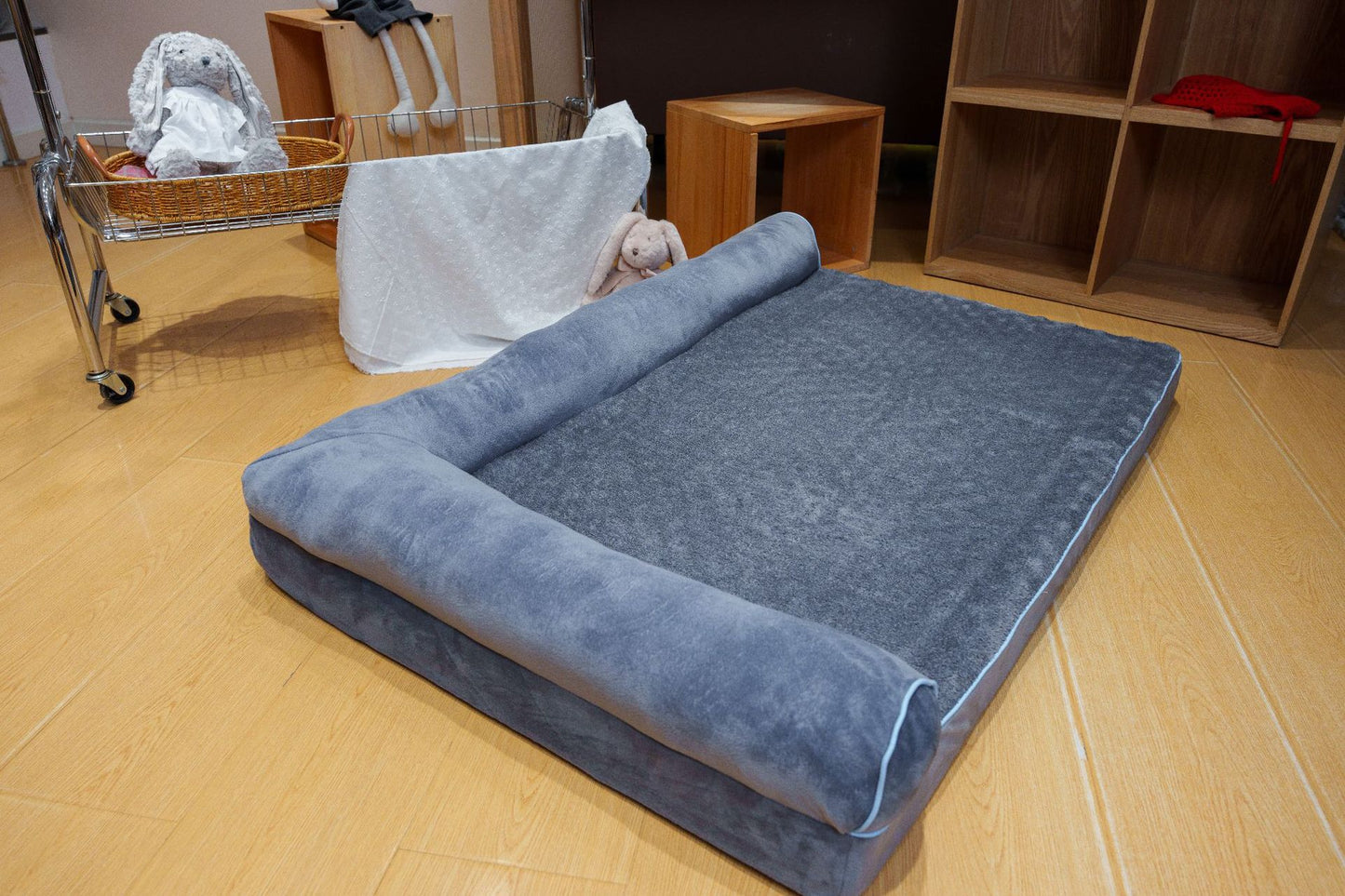 Plush Removable Pet Bed for Cats and Dogs