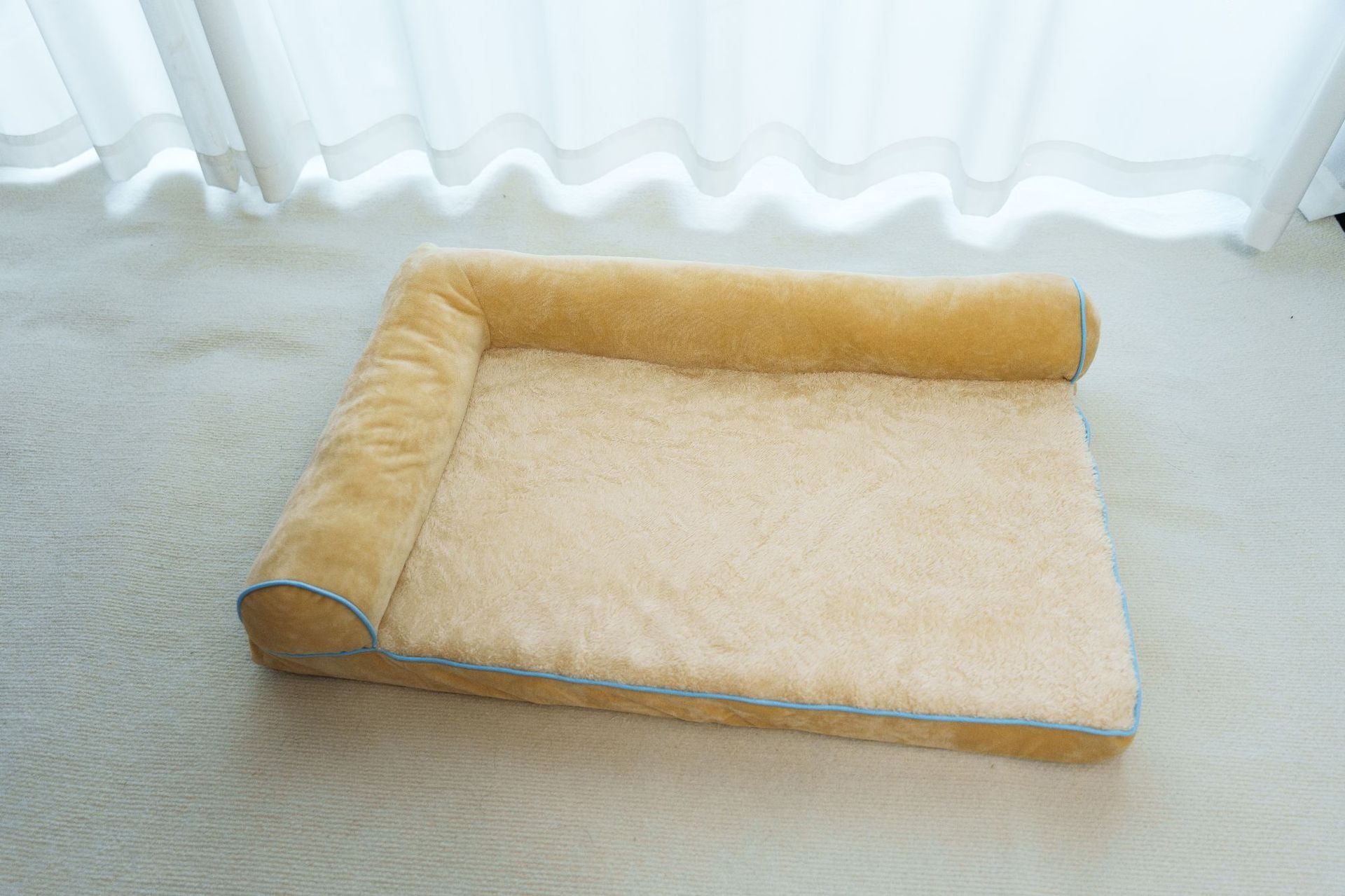 Plush Removable Pet Bed for Cats and Dogs