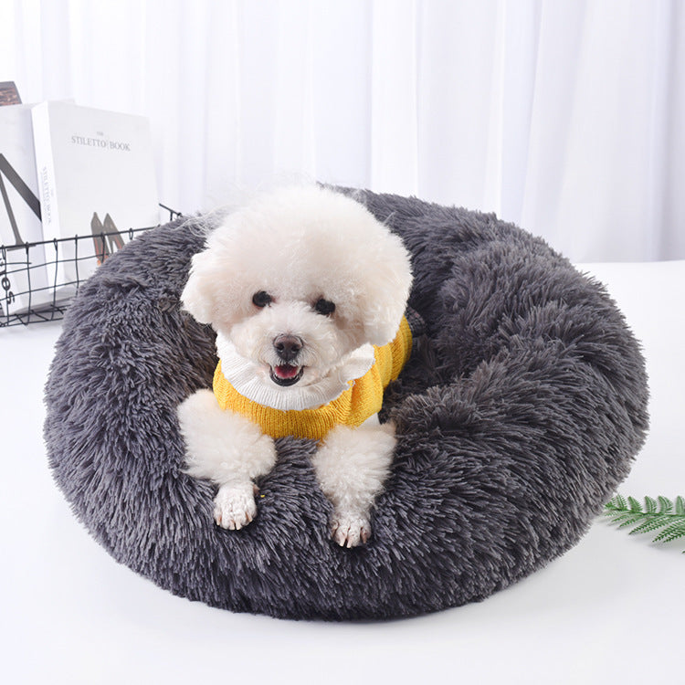 Plush round pet bed