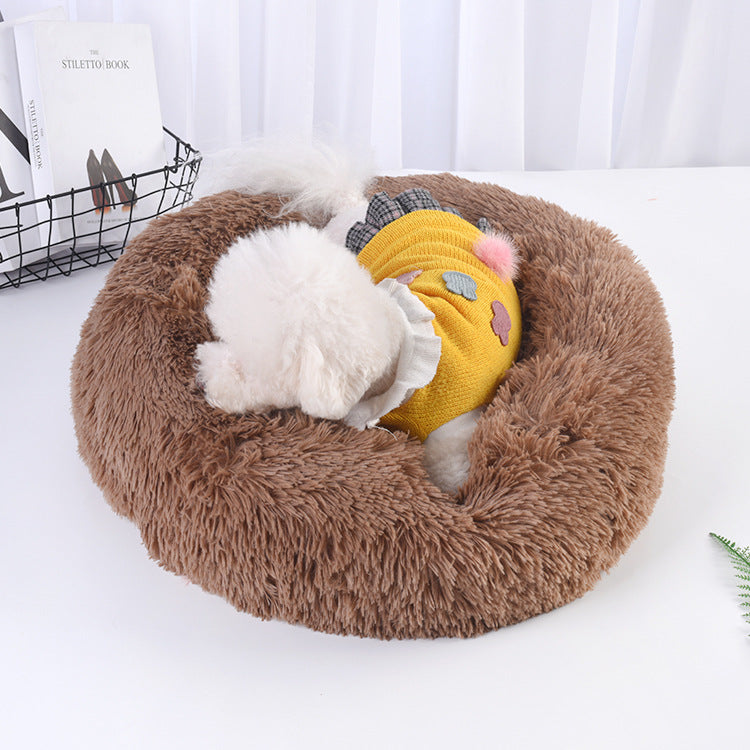 Plush round pet bed