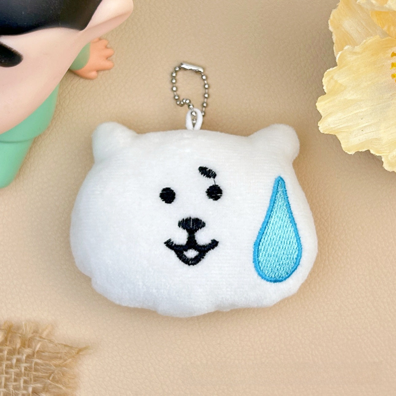 Plush toy bear