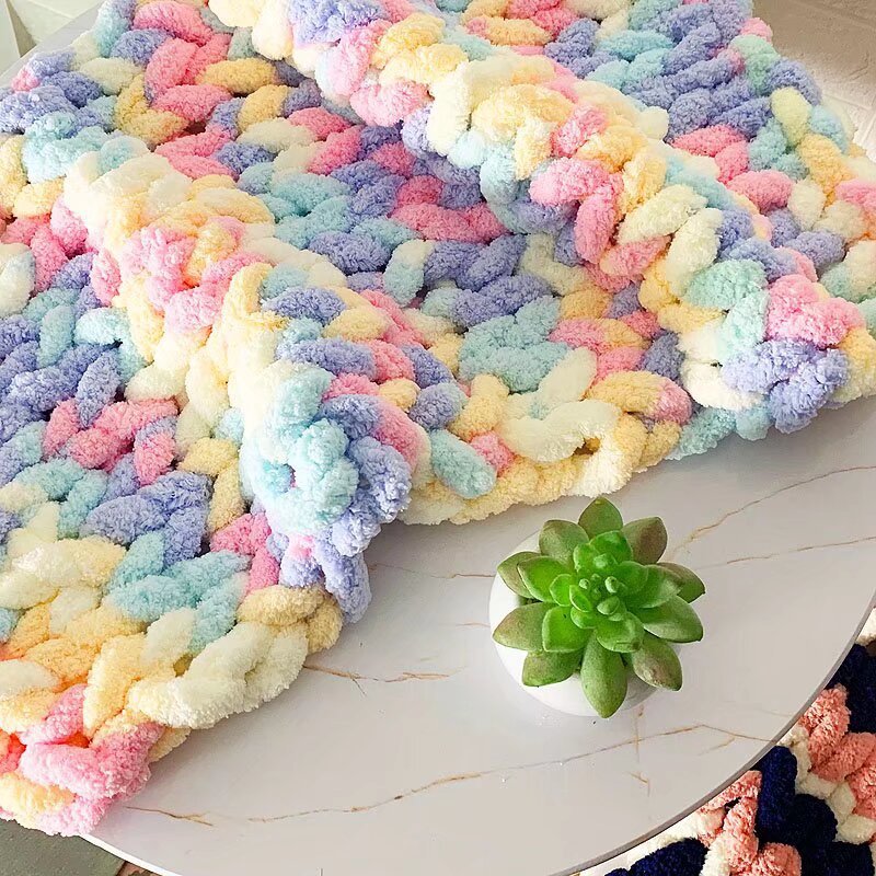 Plush yarn