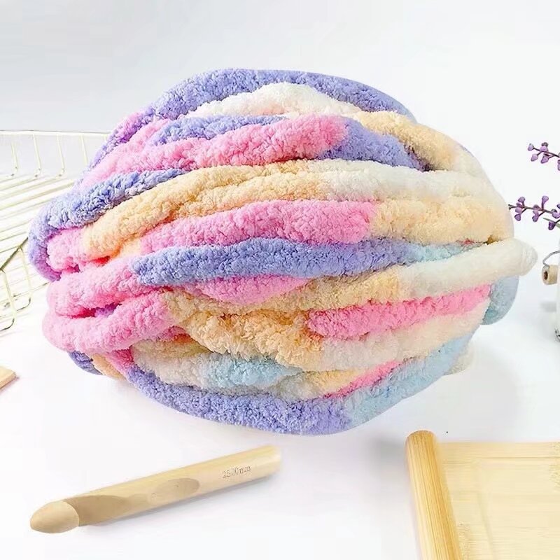 Plush yarn