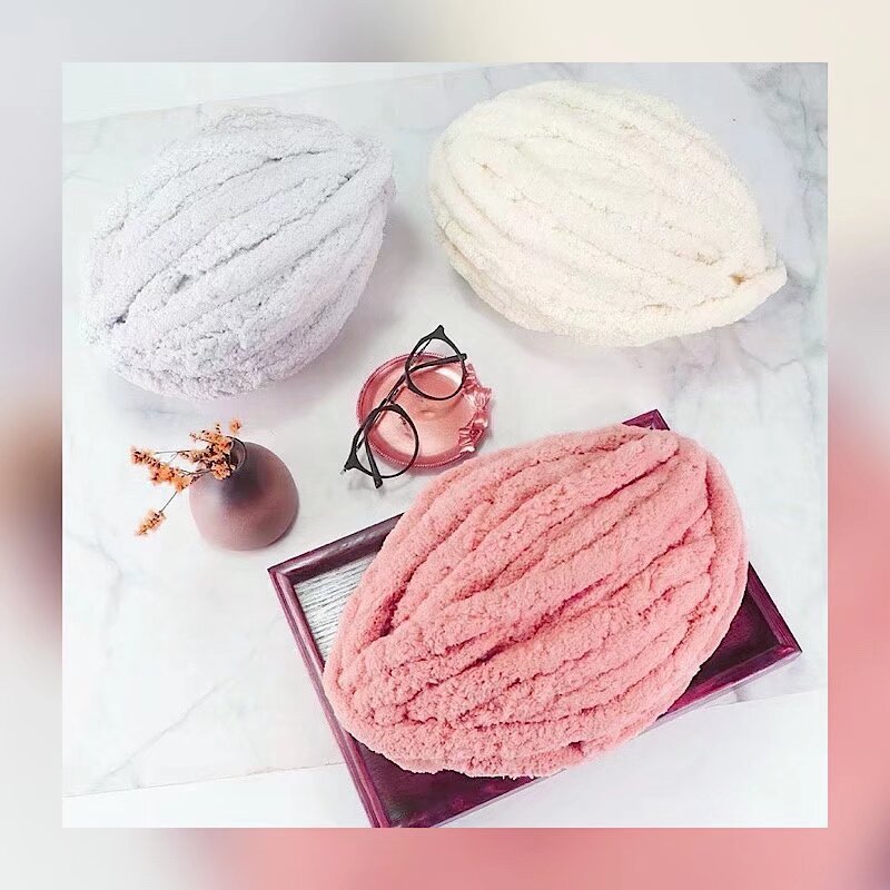 Plush yarn