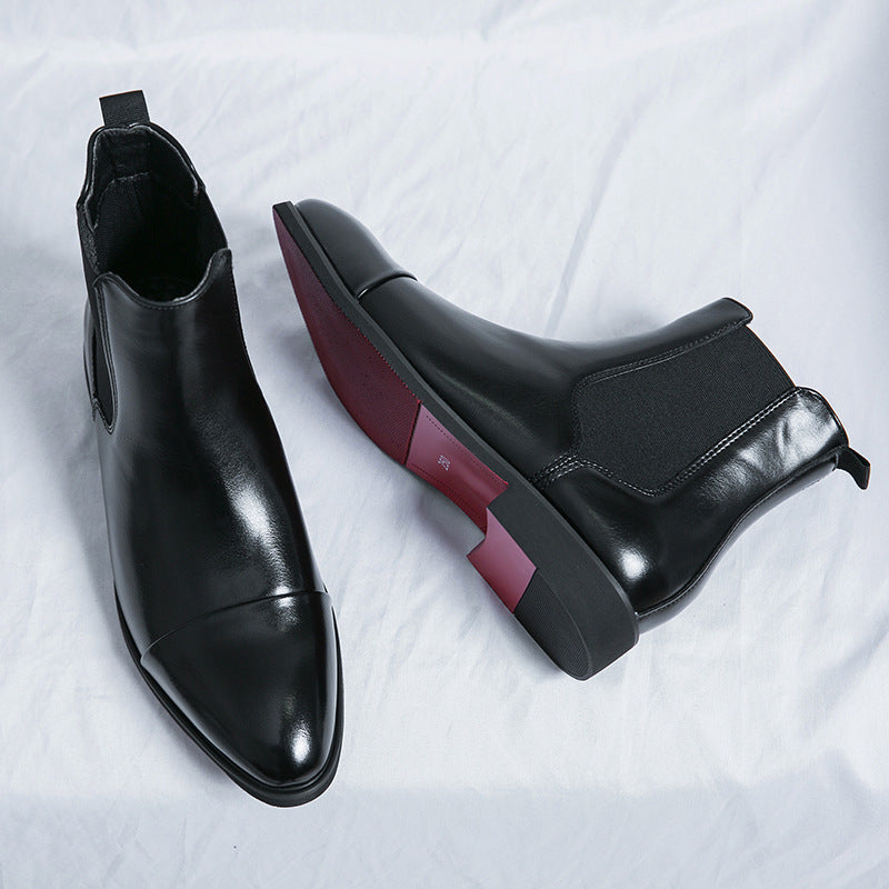 Pointed-toe shoes
