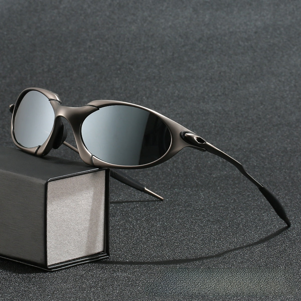 Polarized Metal Frame Oval Sunglasses