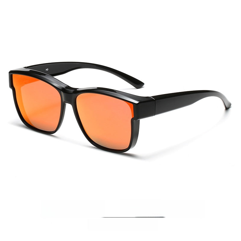 Polarized myopia lenses