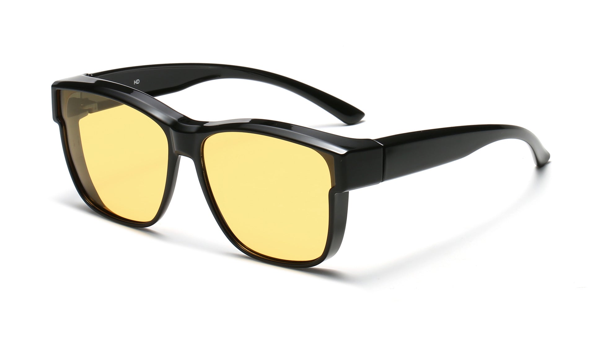 Polarized myopia lenses