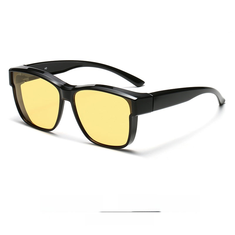 Polarized myopia lenses
