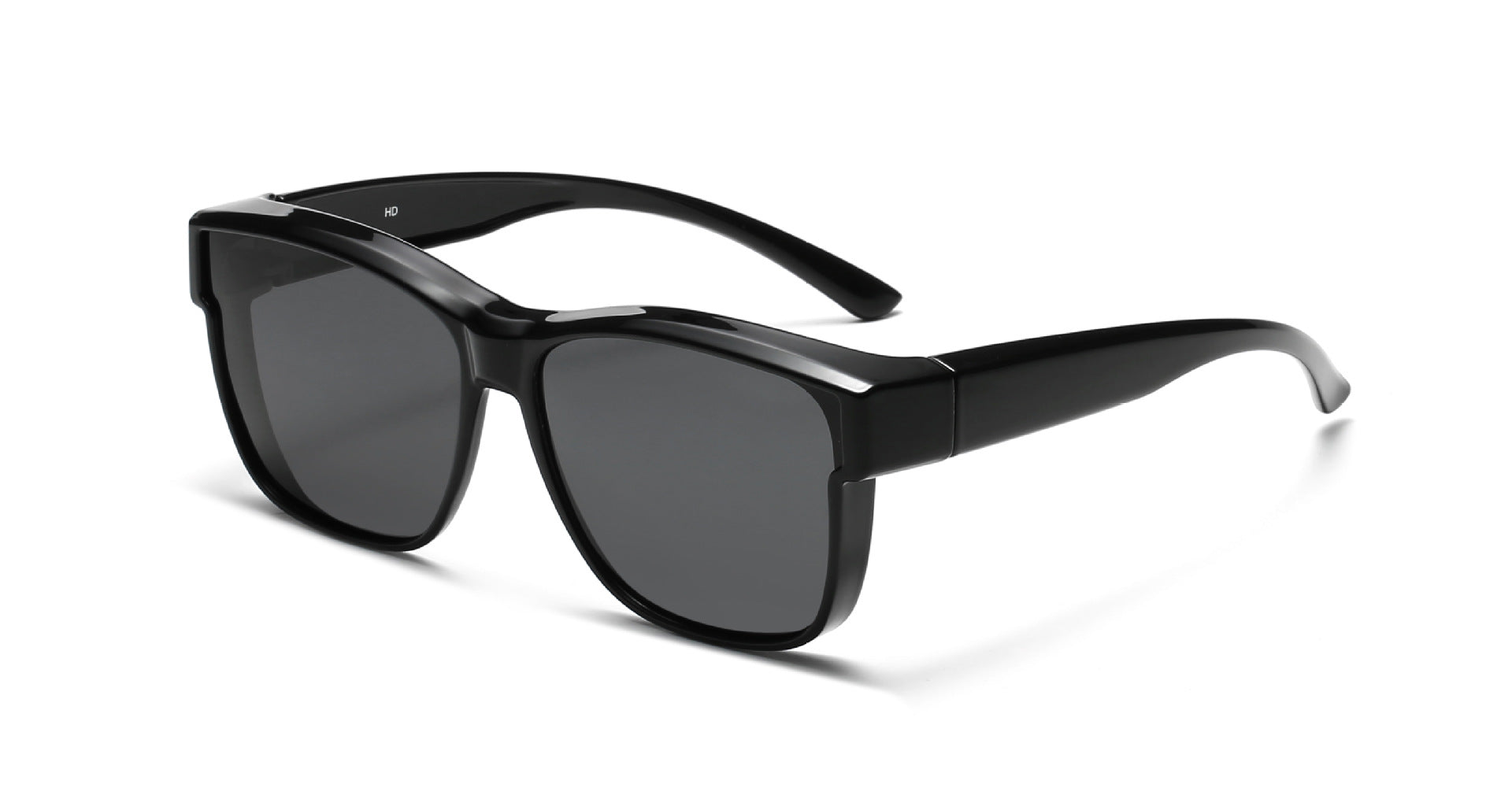 Polarized myopia lenses