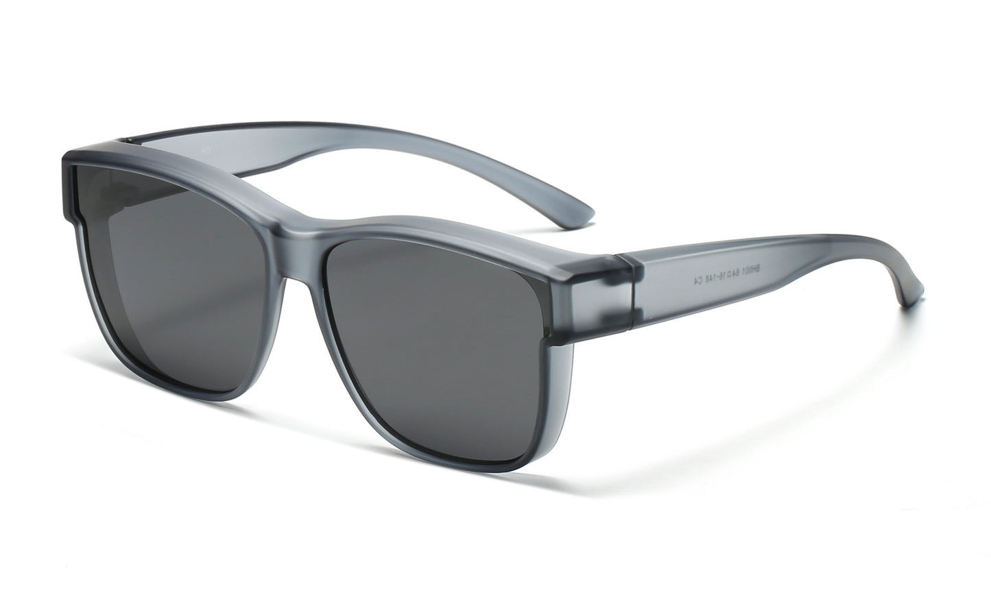 Polarized myopia lenses