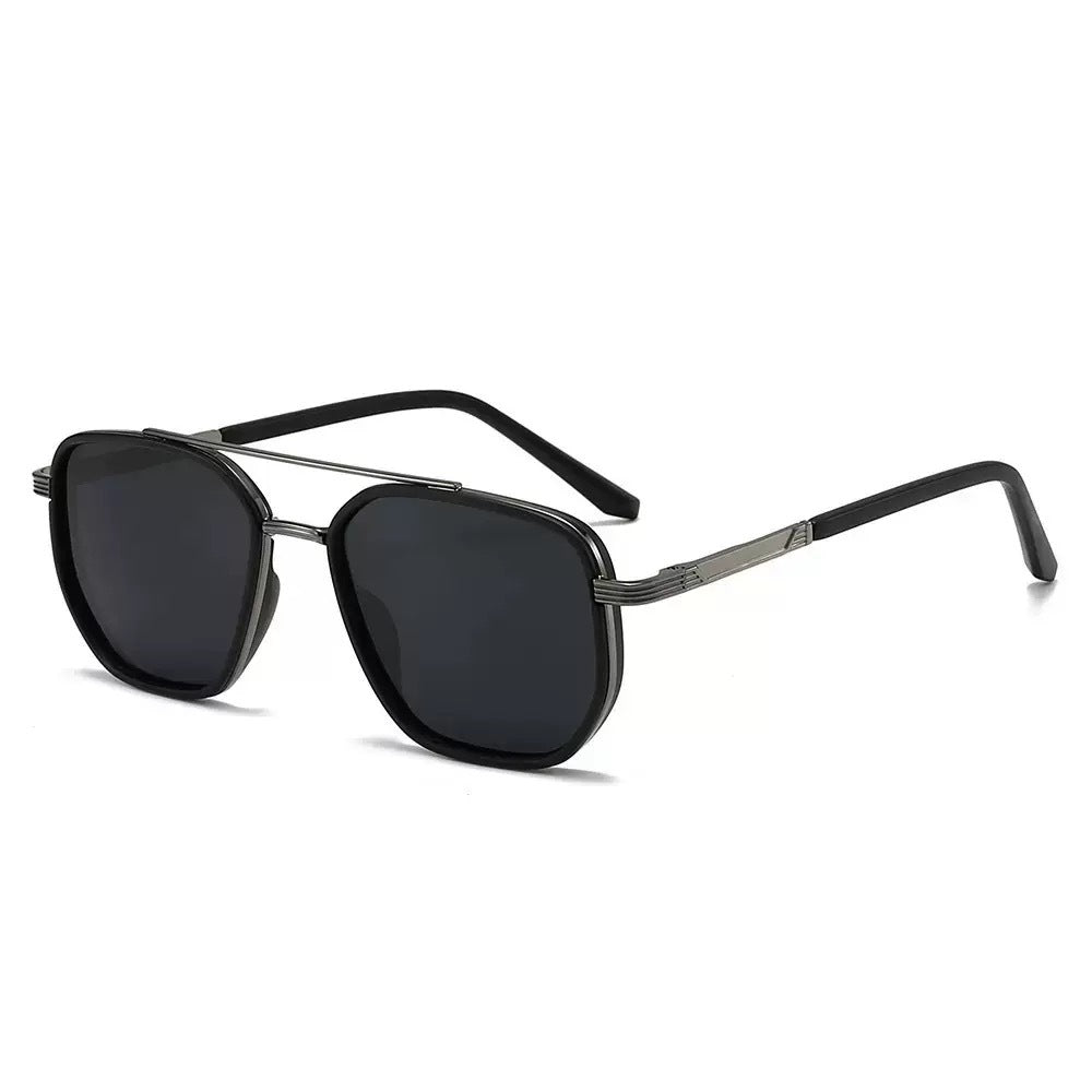 Polarized UV-protective sunglasses