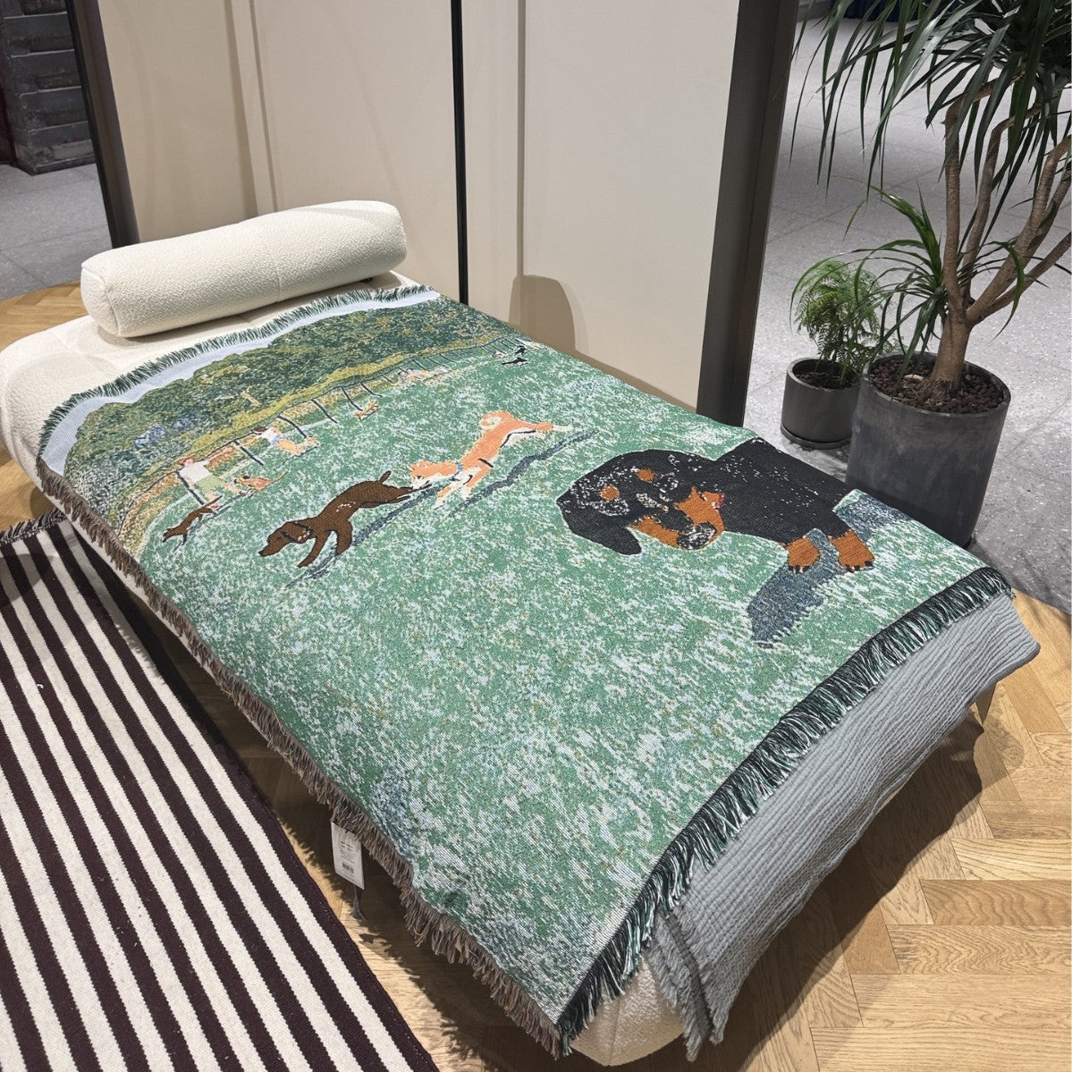 Polyester Ethnic Pattern Blanket