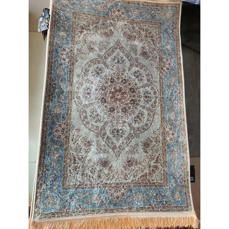 Polyester rug