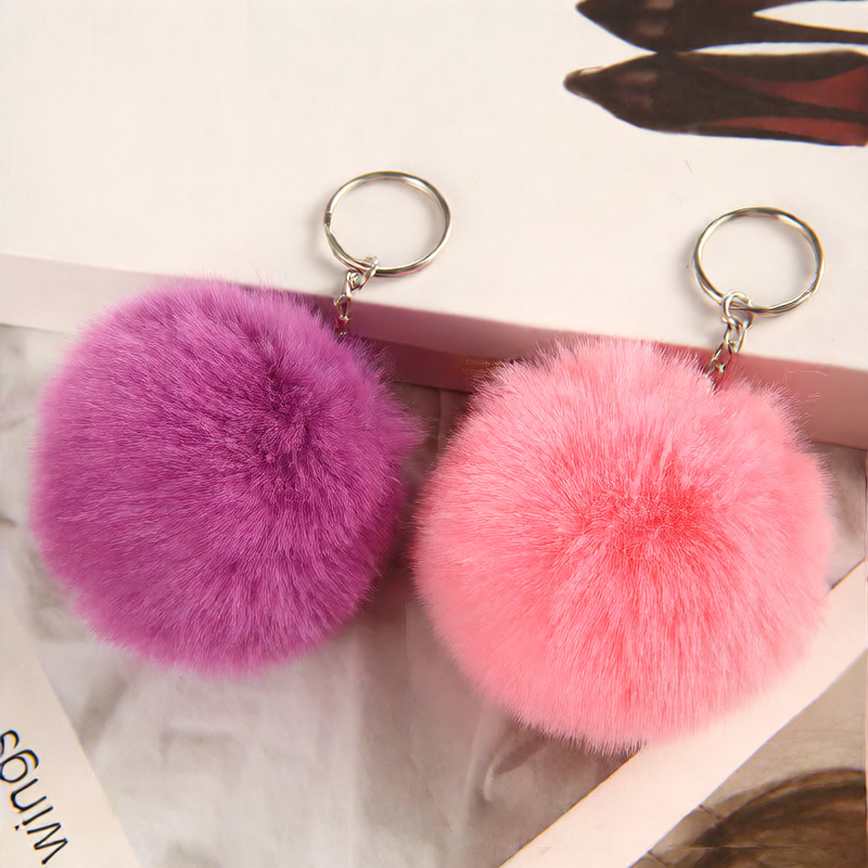 Pom-pom keychain for women's bags