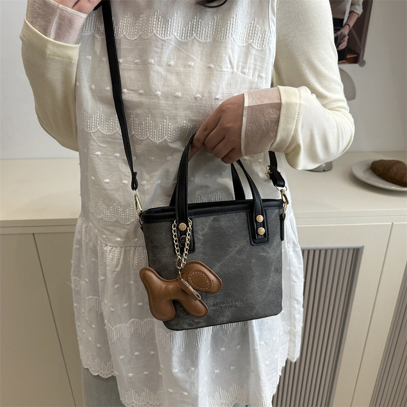 Popular bucket bags
