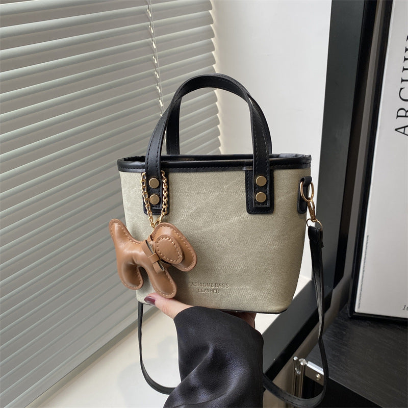 Popular bucket bags