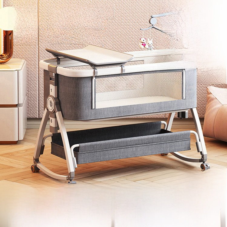Portable and Movable Crib