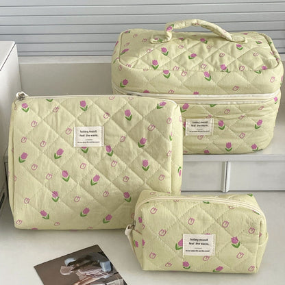 Portable and soft makeup bag