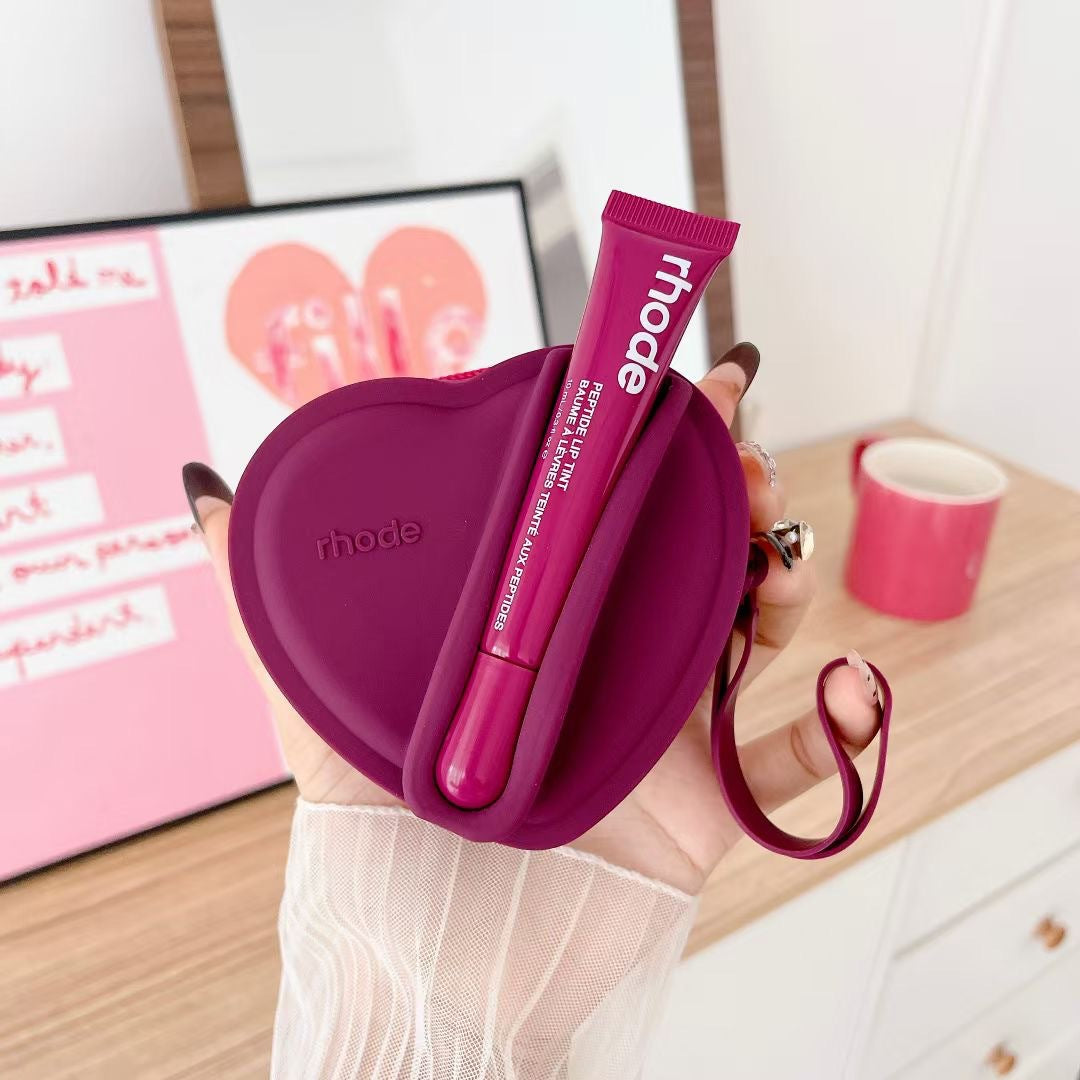 Portable coin purse with earphone compartment