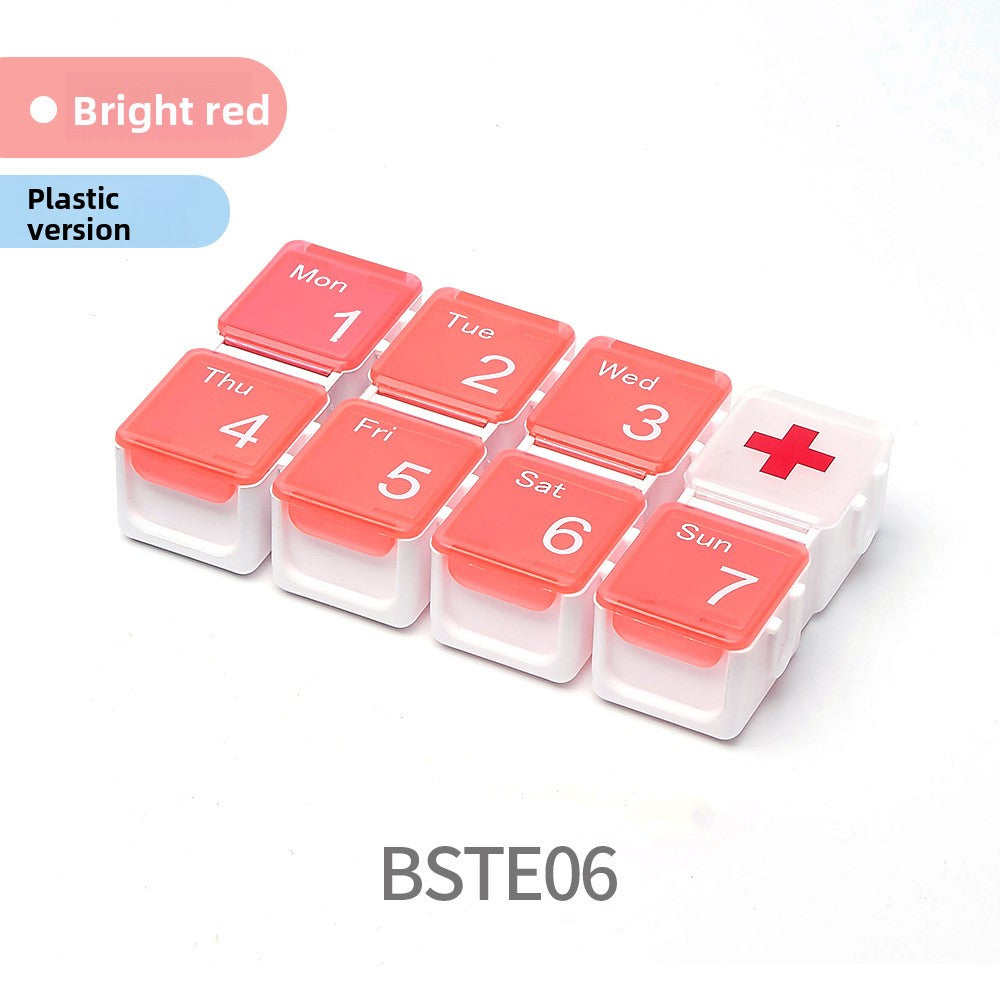 Portable compartmentalized pill organizer