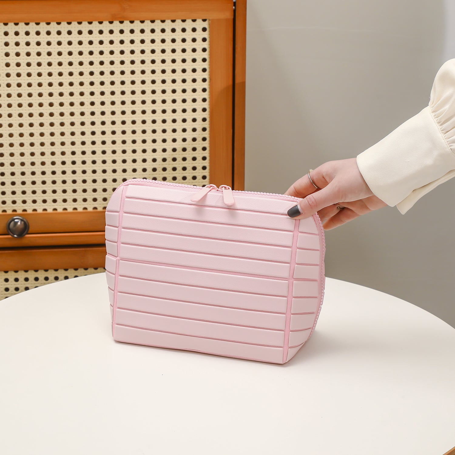 Portable Cosmetic Organizer Bag with Multiple Compartments