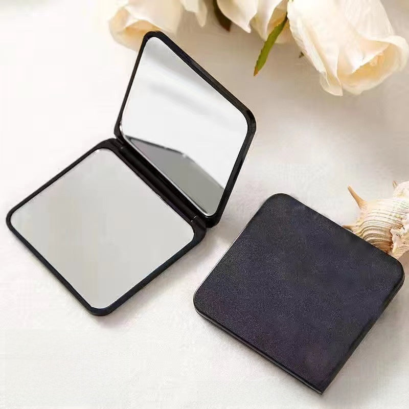 Portable cute folding makeup mirror