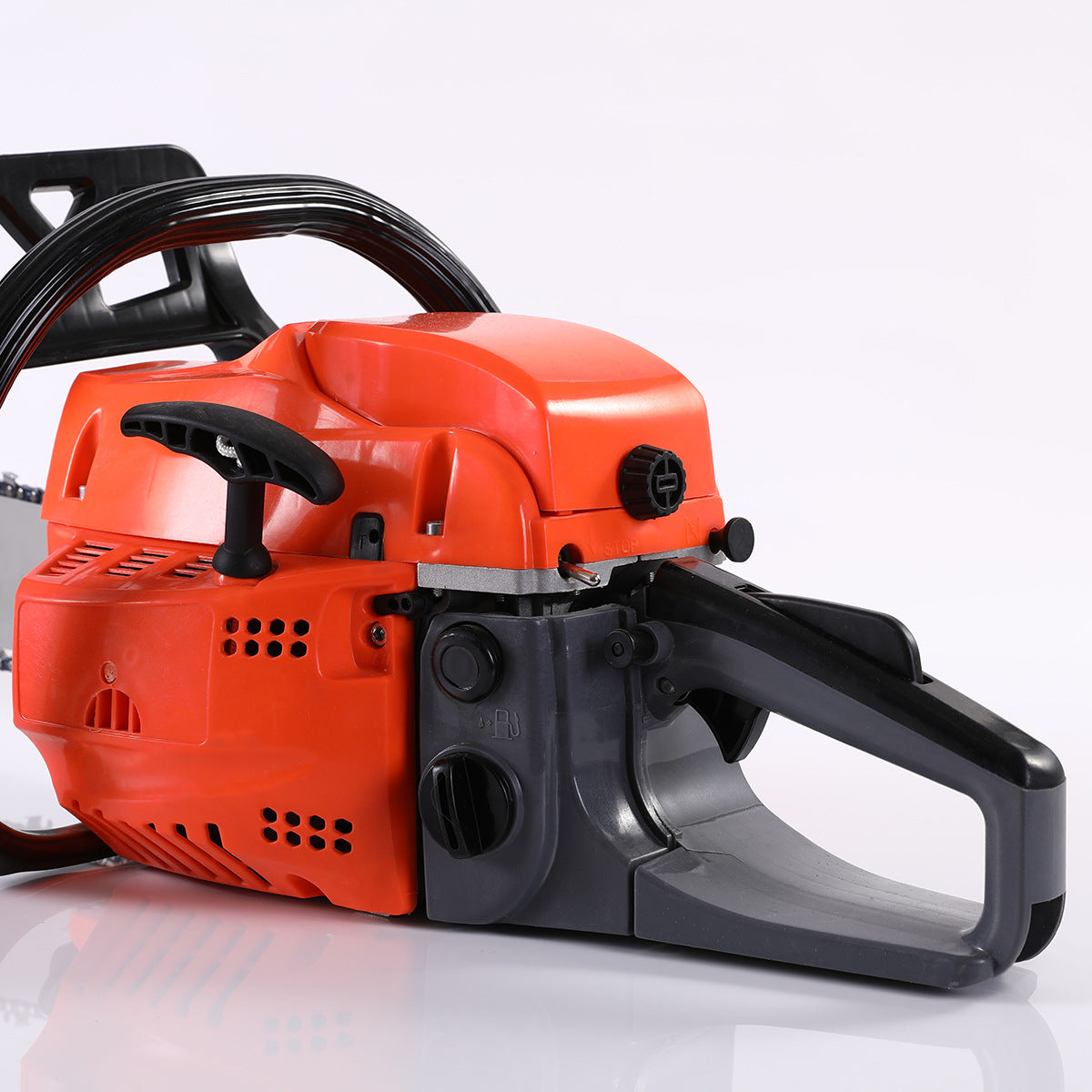 Portable Gasoline Chain Saw